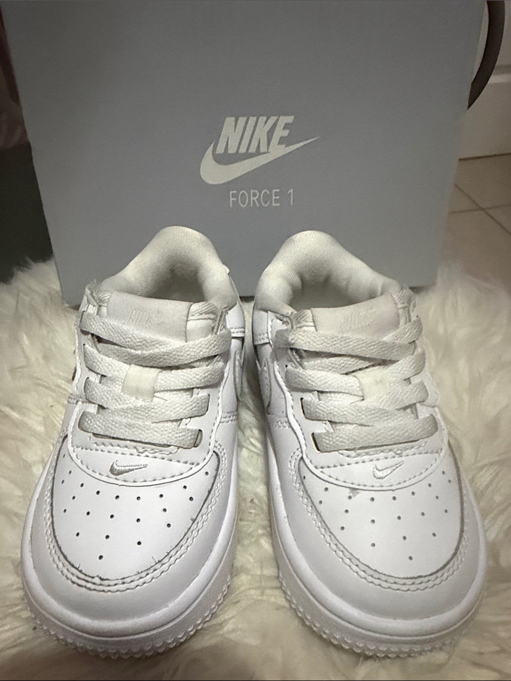Nike Kids White Low-Top Sneakers